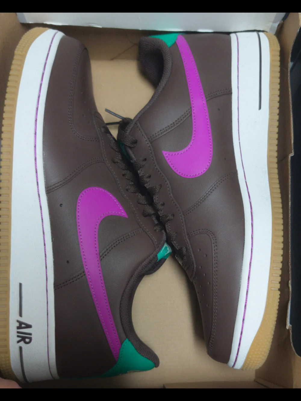 Nike Men’s Brown Sneakers with Purple Swoosh and Green Heel Tab